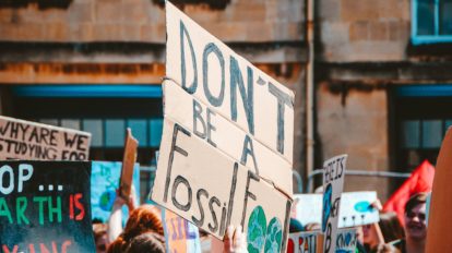 Sob pressão política, grandes bancos americanos abandonam aliança climática