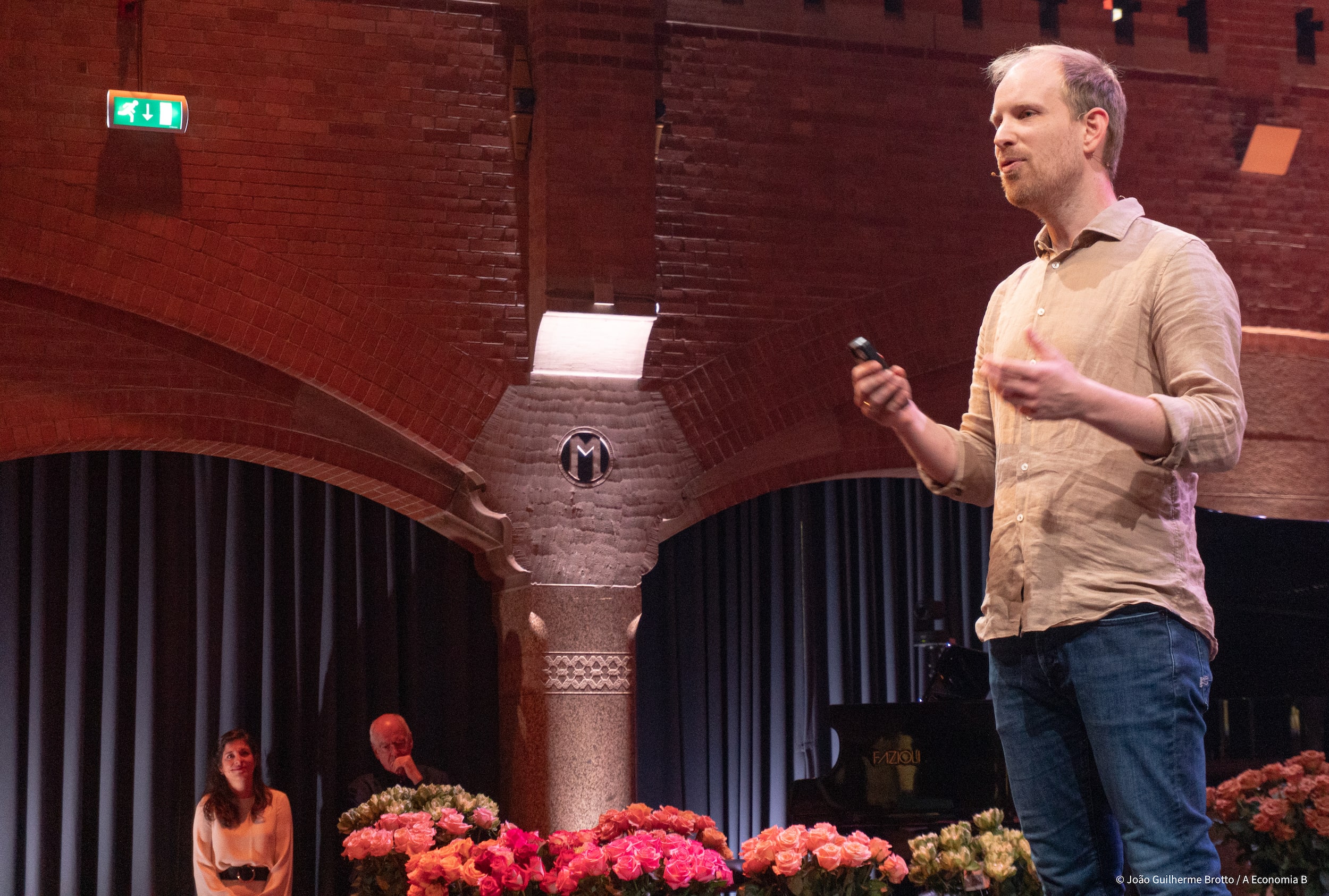 rutger bregman - b for good leaders summit 2024