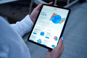 Oilwell – Aplicativo de meditação escancara a hipocrisia climática no marketing