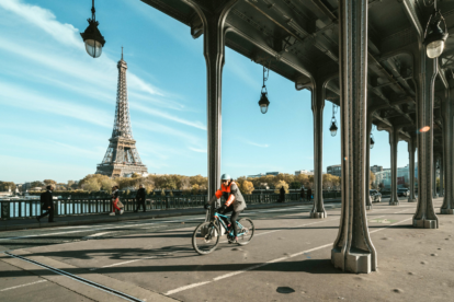Paris respira melhor após duas décadas de transformação urbana